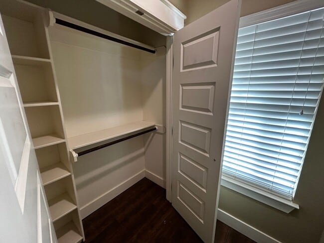 Building Photo - Napa Cottages