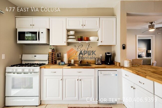 Building Photo - 477 E Vía Colusa