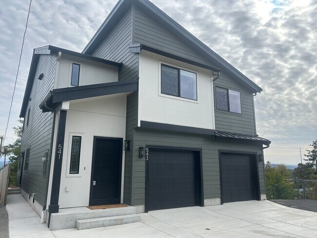 Building Photo - Brand-New 3BD Home in Camas — Move-In Ready!