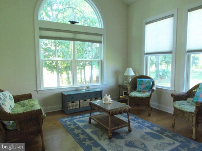 Building Photo - 30671 Kingbird Ct