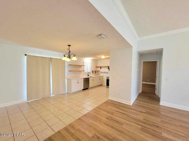 Building Photo - 316 Brady Way