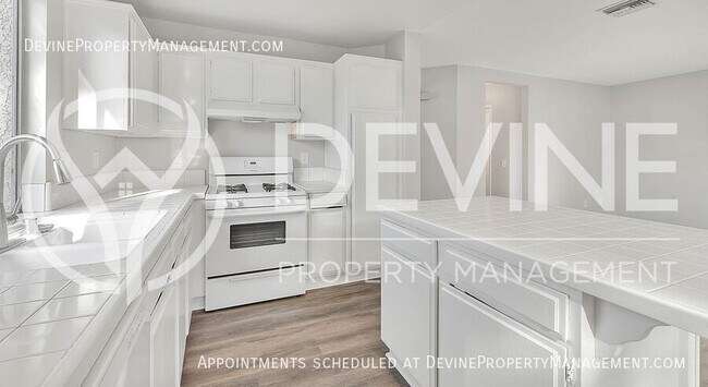 Building Photo - 7307 Belpine Pl