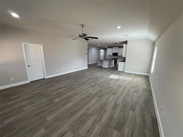 Building Photo - 1904 Tawny Dr