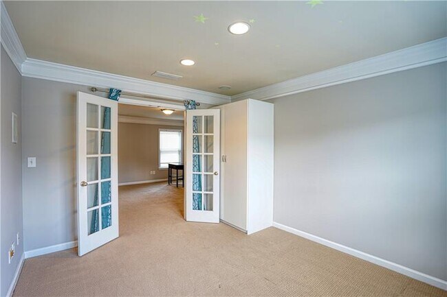 Building Photo - 3300 Archgate Ct
