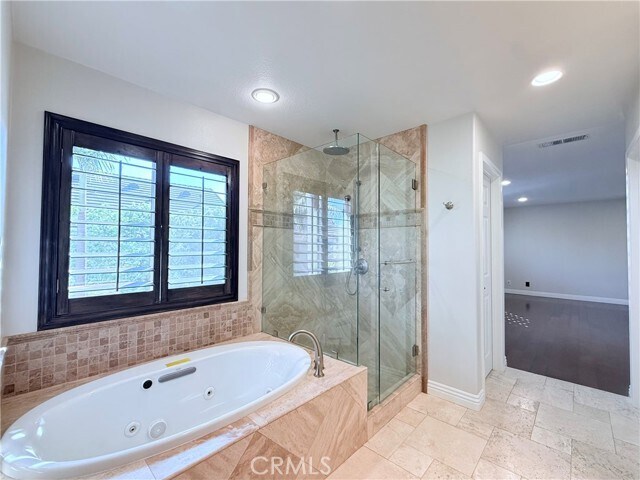 Building Photo - 26 Galena