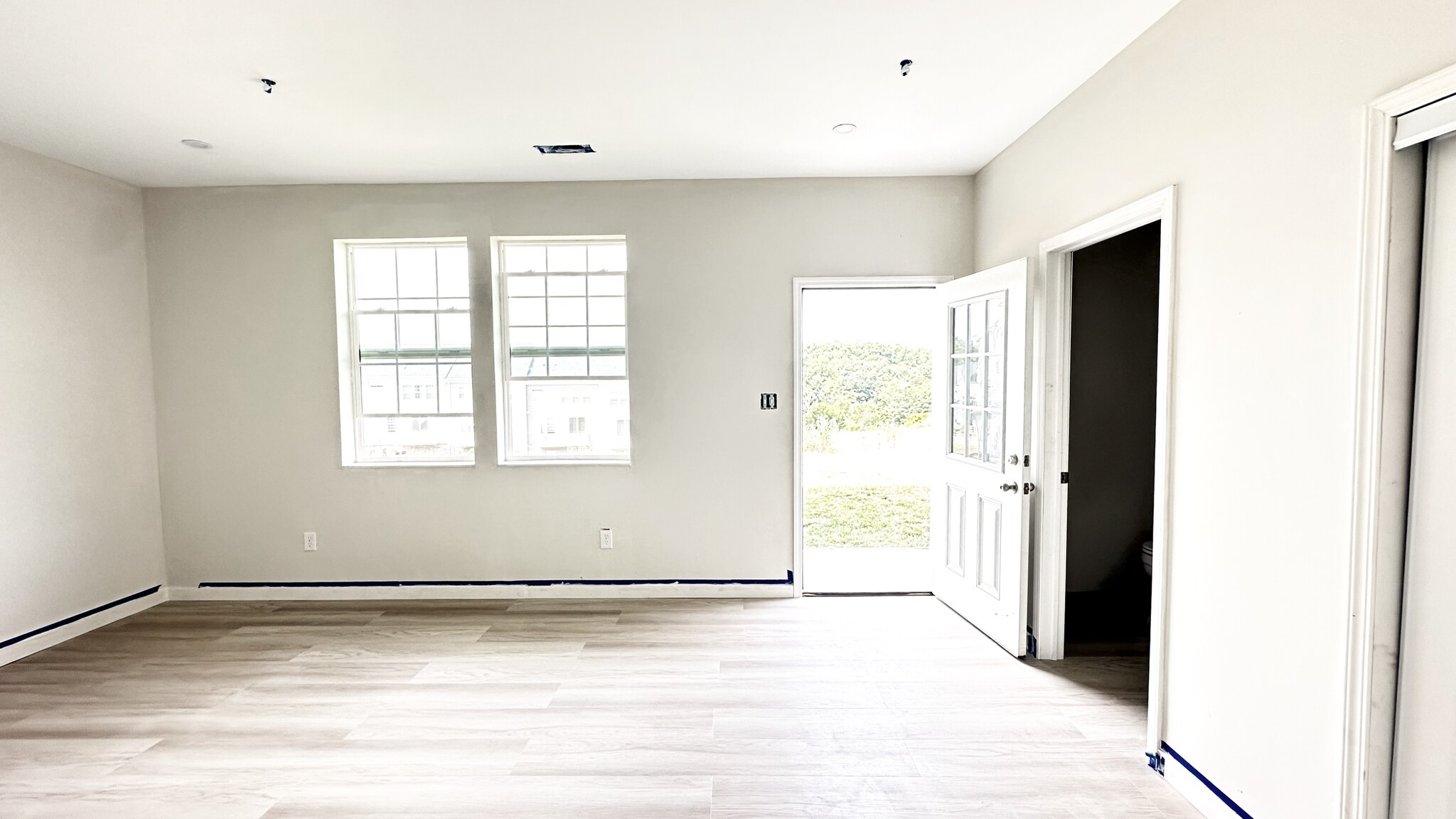Building Photo - 106 Sweetwater Dr
