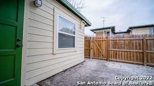 Building Photo - 130 E Norwood Ct