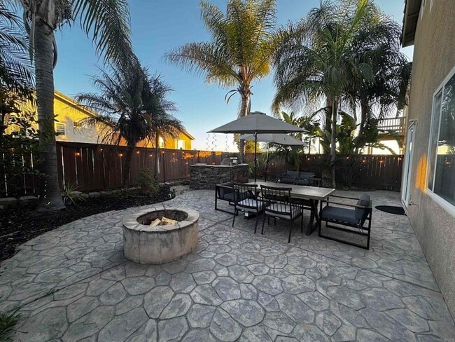 Building Photo - 1640 Deer Peak Ct