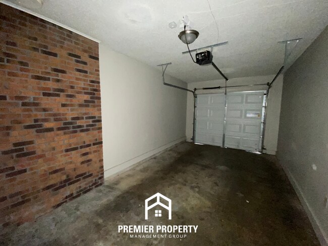 Building Photo - 4236 Trudy St