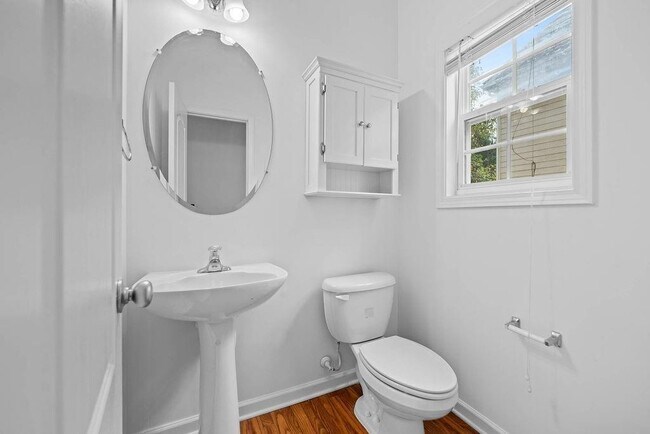 Building Photo - 2677 Cedar Dr
