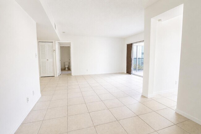 Building Photo - 5910 Morningstar Cir