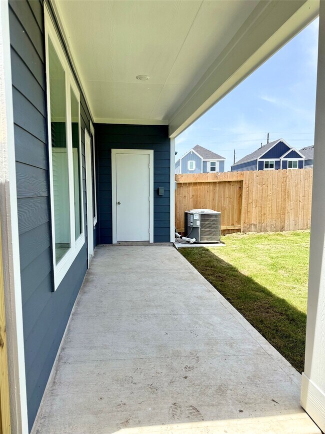 Building Photo - 2911 Needham Gdn Ln