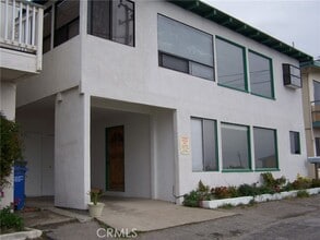 Building Photo - 597 Park Ave