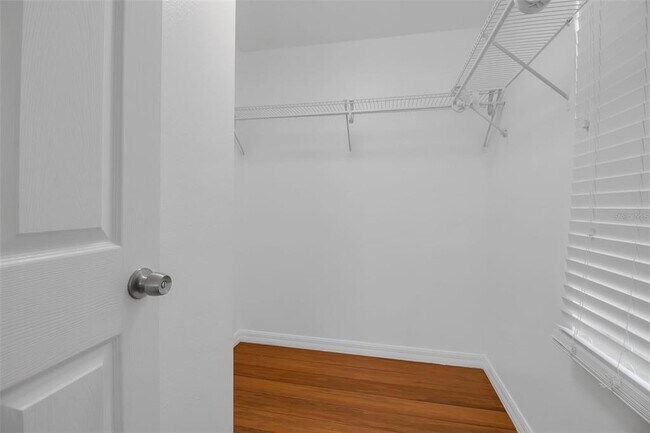 Building Photo - 508 Howard Ct