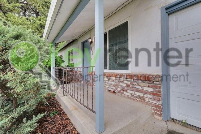 Building Photo - 3540 Grant Park Dr