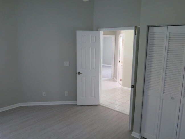 Building Photo - 2668 La Lique Cir