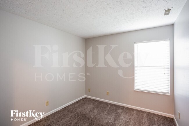 Building Photo - 5402 Rocky Mountain Dr