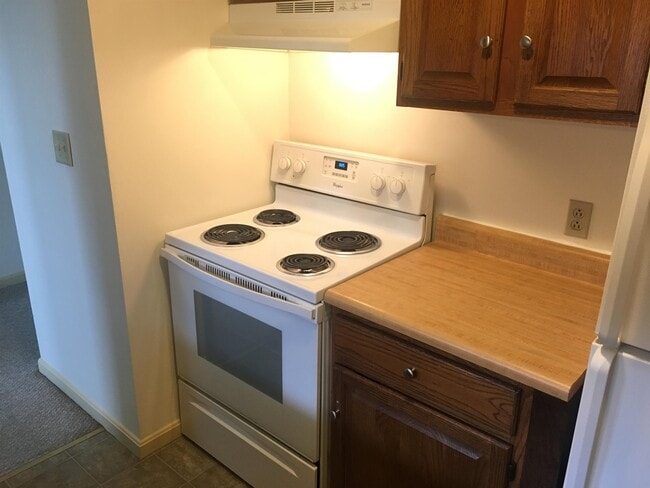 Building Photo - 521 Pine St