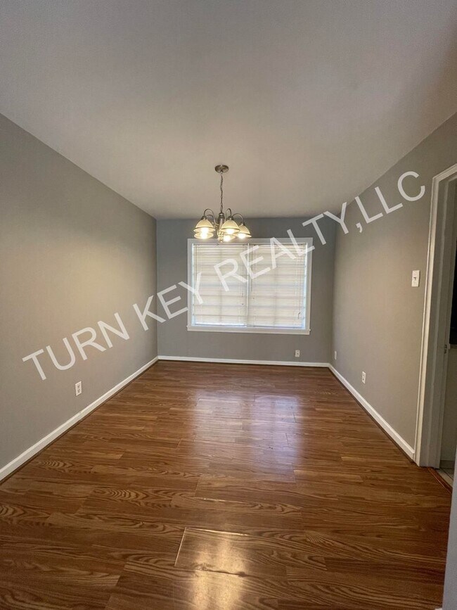 Building Photo - Condo for rent in Homewood *ACCEPTS SECTION 8*