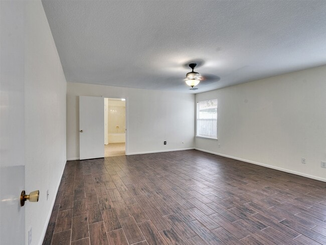 Building Photo - 10814 Bradford Way Dr