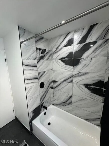 Building Photo - 13823 Cranwood Park Blvd