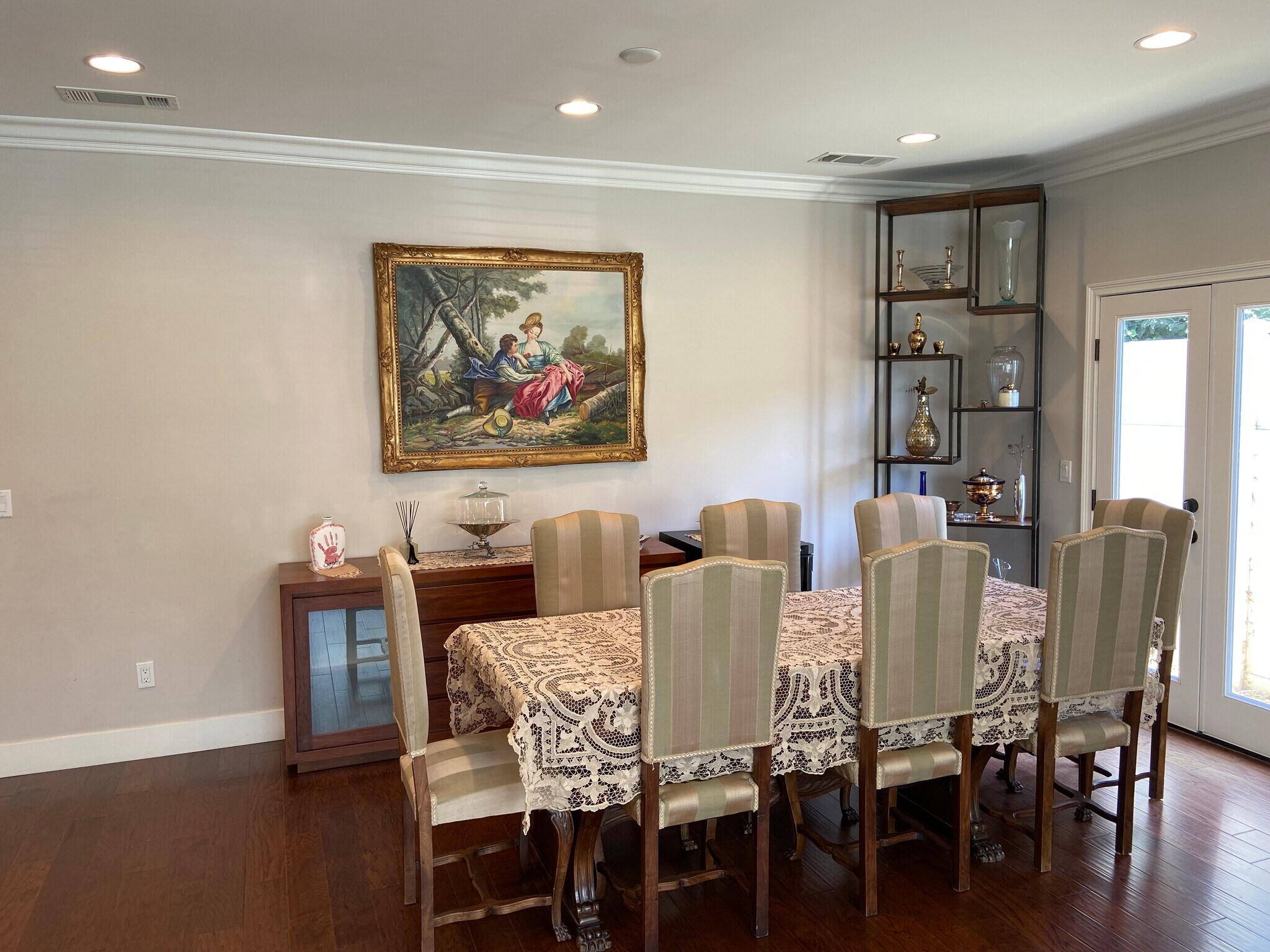 Building Photo - 4470 Stansbury Ave