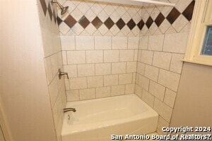 Building Photo - 1135 Gladstone Ave