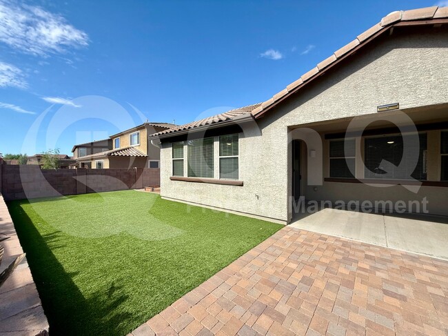 Building Photo - 12384 N Feather Song Ave