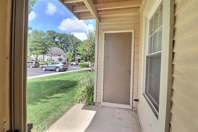 Building Photo - 1807A Sedgefield Dr