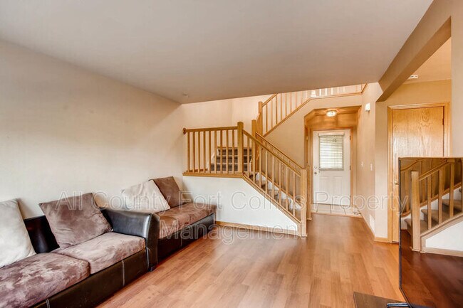 Building Photo - 906 Richmond Dr