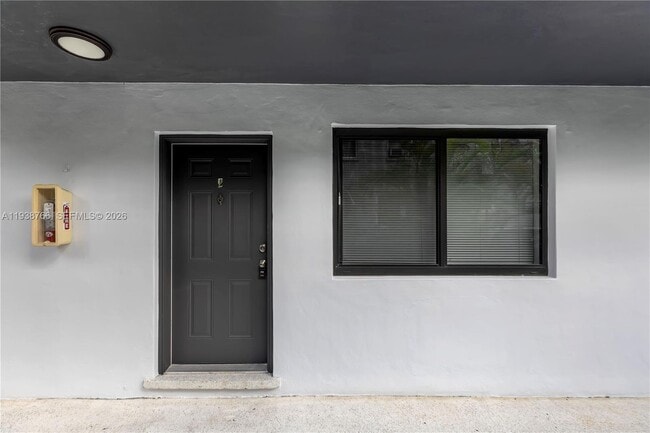 Building Photo - 43 Glen Royal Pkwy