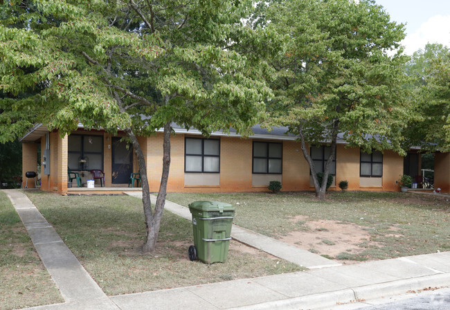 Building Photo - Ingram Homes