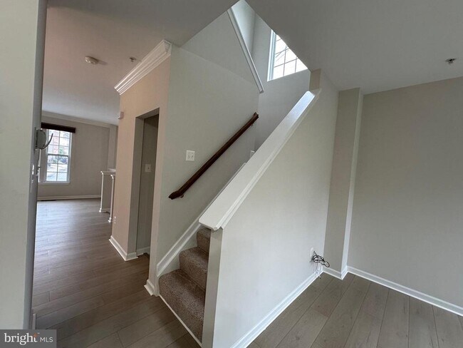 Building Photo - 7076 Water Oak Rd