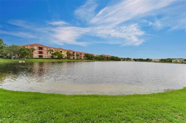 Building Photo - 4706 SW 160th Ave