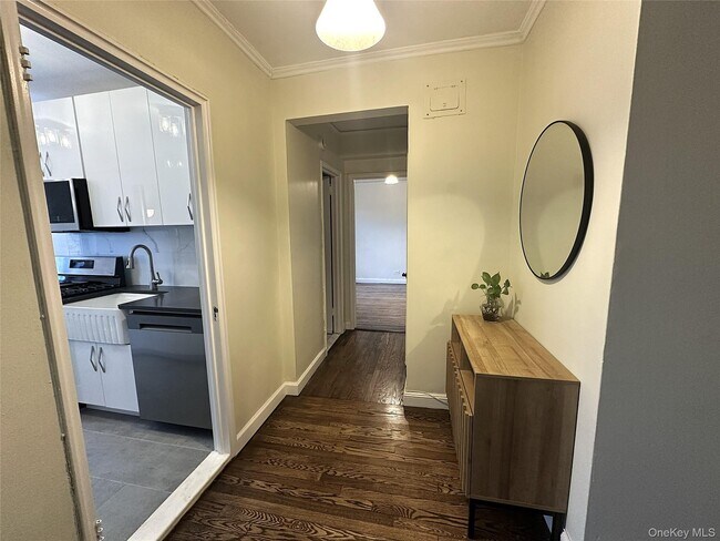 Building Photo - 98-76 Queens Blvd