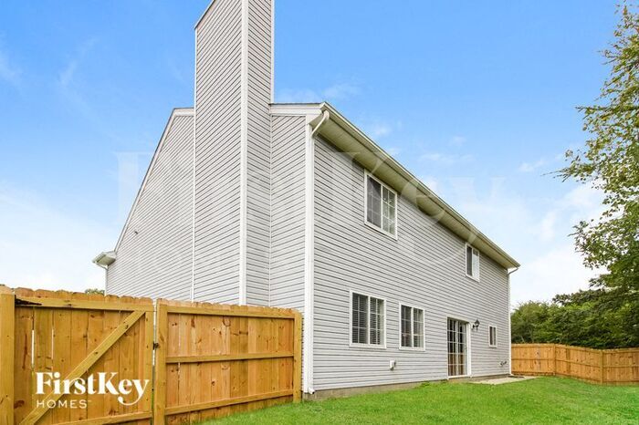 Building Photo - 2900 Sussex Dr