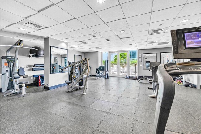 Building Photo - 2275 Biscayne Blvd Blvd