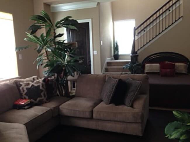 Building Photo - 14562 San Pietro Dr