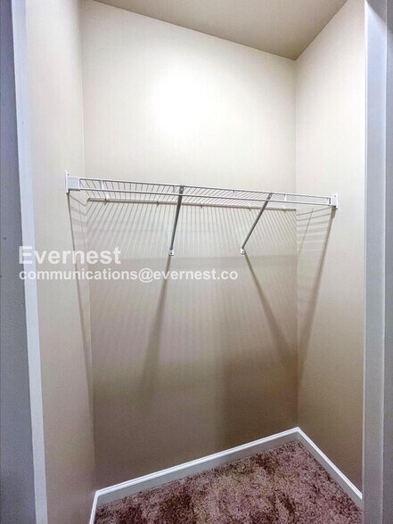 Building Photo - 3724 Hoggett Ford Rd