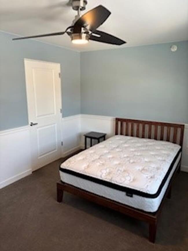 Building Photo - Bright and Spacious Condo for Rent in Downtown Verona