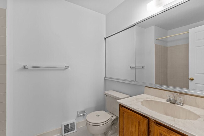 Building Photo - 14 Aster Way