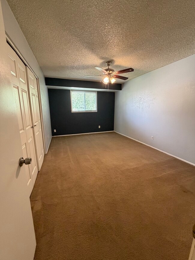 Building Photo - 4595 N 17th Ave