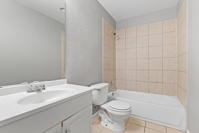 Building Photo - 13002 O'Connor Cove