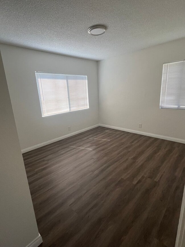 Building Photo - 555 S Azusa Ave