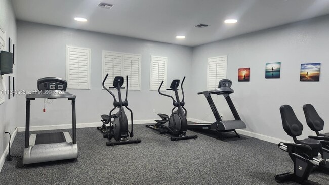 Building Photo - 785 SW 148th Ave