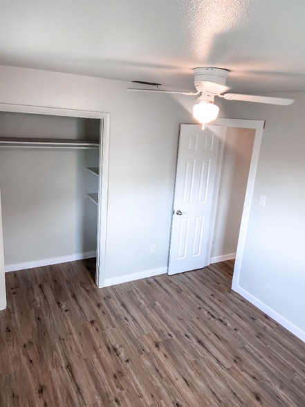 Building Photo - 340 W Main St