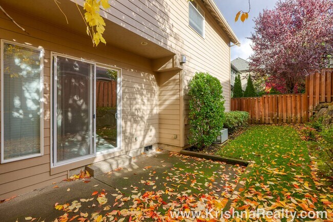 Building Photo - 12834 NW Alsace Ln