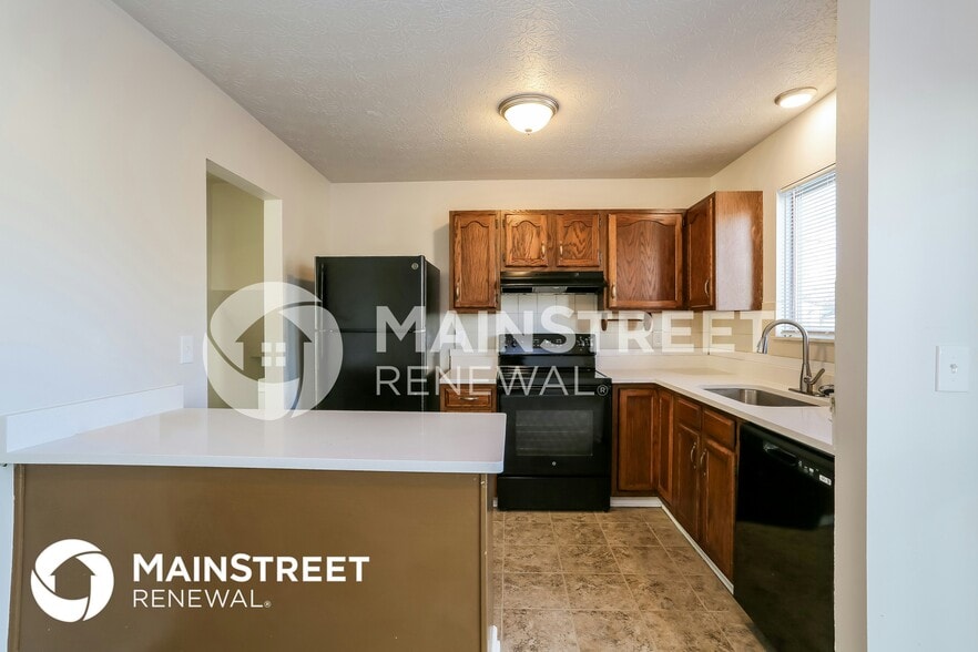 Building Photo - 2892 Teapot Ct