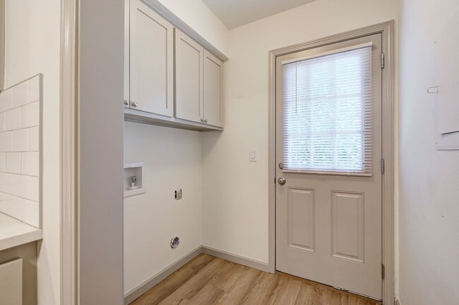 Building Photo - Beautiful 3 Bed 2 Bath in the Heart of Moore!