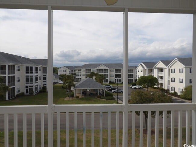 Building Photo - 901 W Port Dr